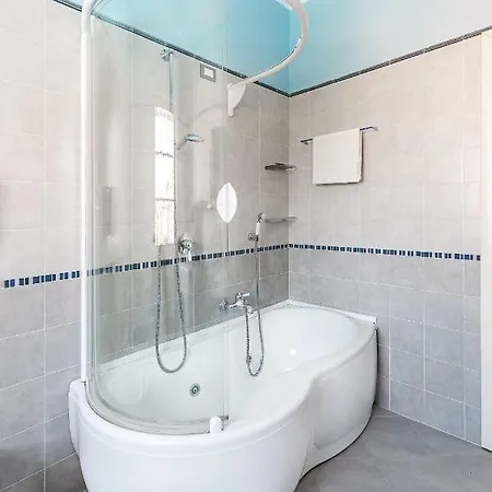 Il Quadrifoglio D4 By Wonderful Italy *